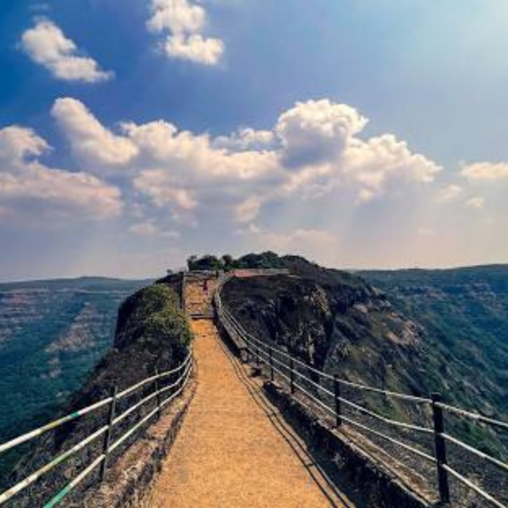 hire a cab for Mahabaleshwar tour